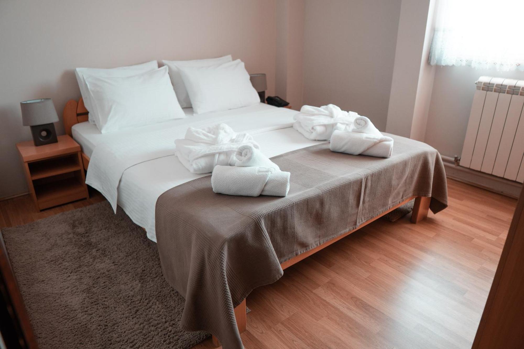 Hotel Topcider Белград Екстериор снимка
