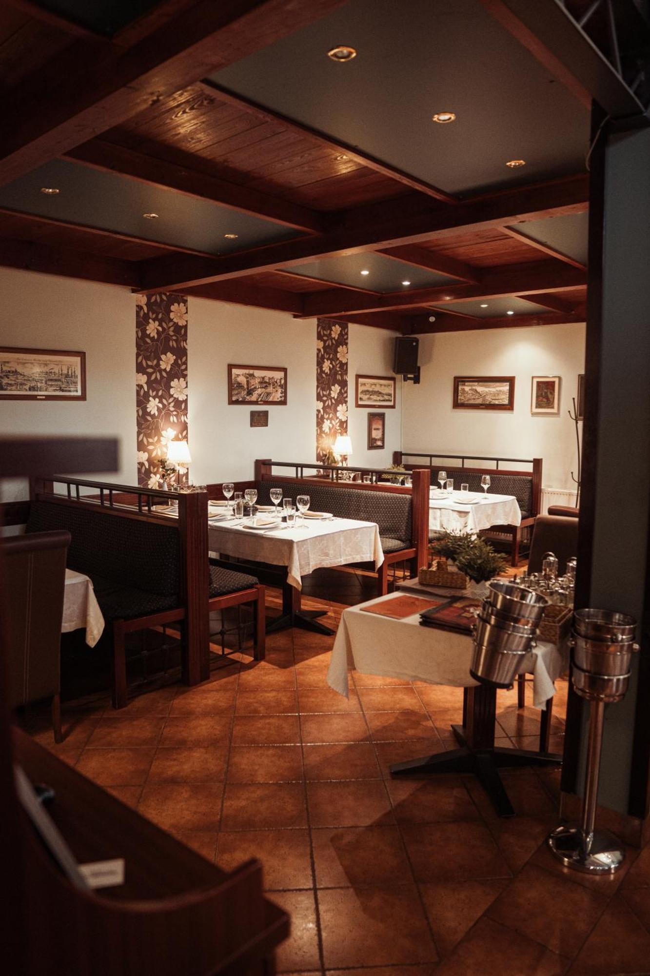 Hotel Topcider Белград Екстериор снимка