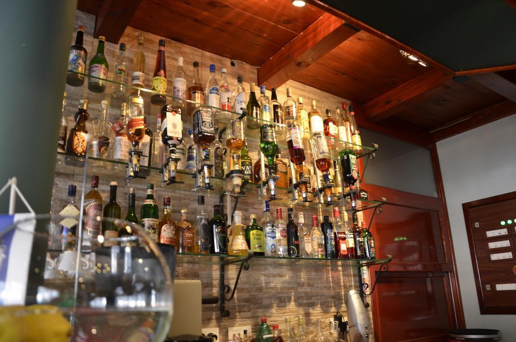 Hotel Topcider Белград Екстериор снимка