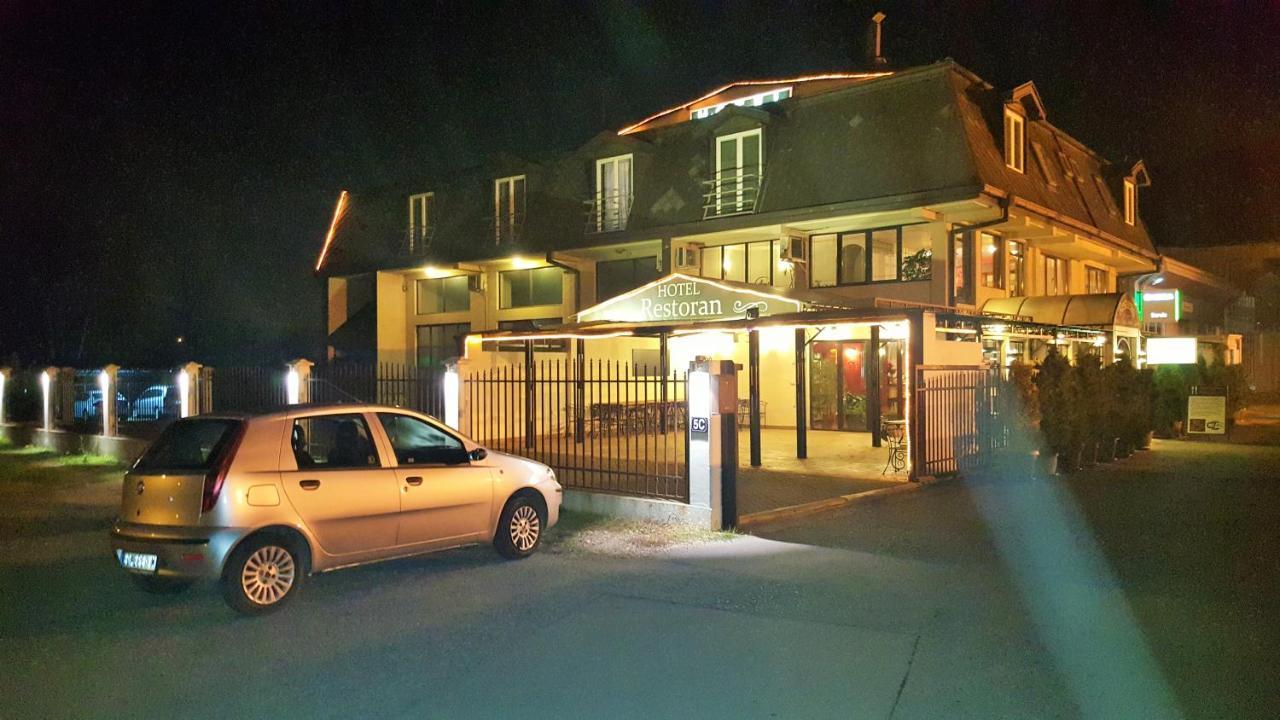 Hotel Topcider Белград Екстериор снимка